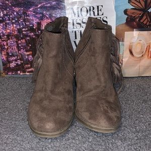 Shade Tan Booties🪷